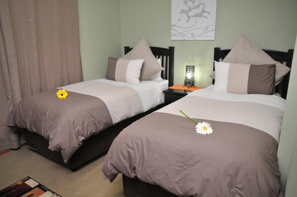 Summer Garden Guest House Benoni Extérieur photo